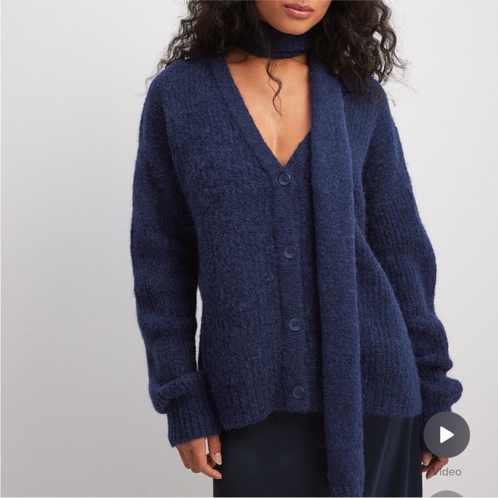NA-KD Navy Cardigan with Scarf